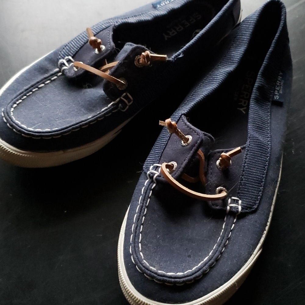 Sperry boat shoes